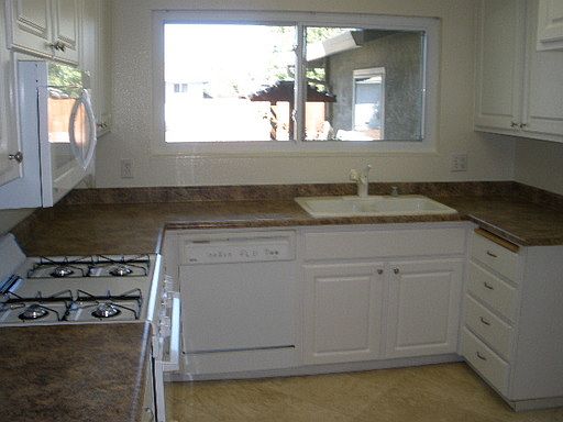 1st image of 236 Livingston Ave