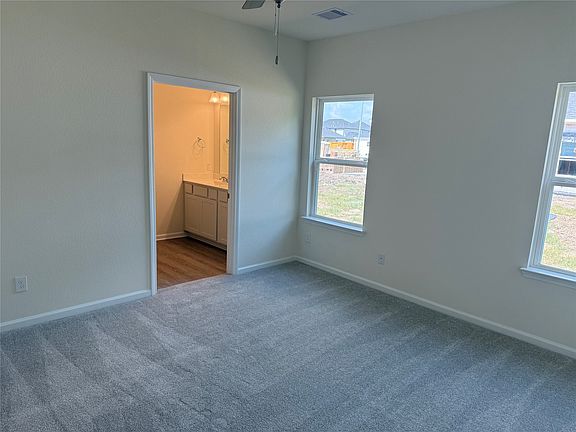 4th image of 15527 Foresail Ln