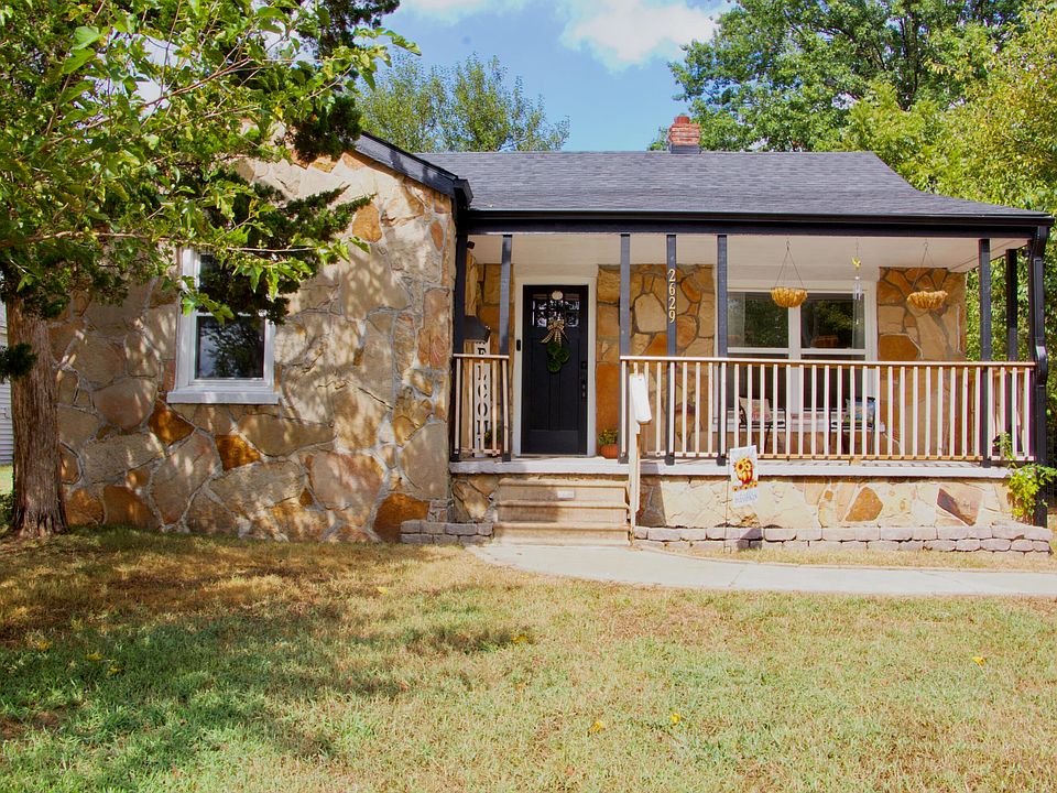 1st image of 2629 W College Street