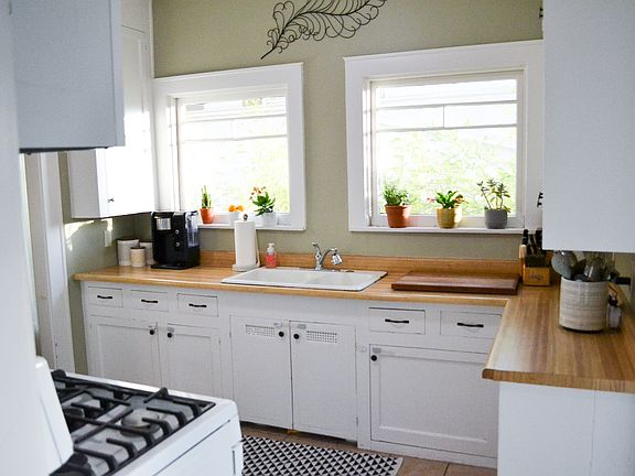 4th image of 219 N Alta Vista Ave
