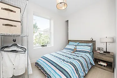 Rented by Uptown Flats LLC