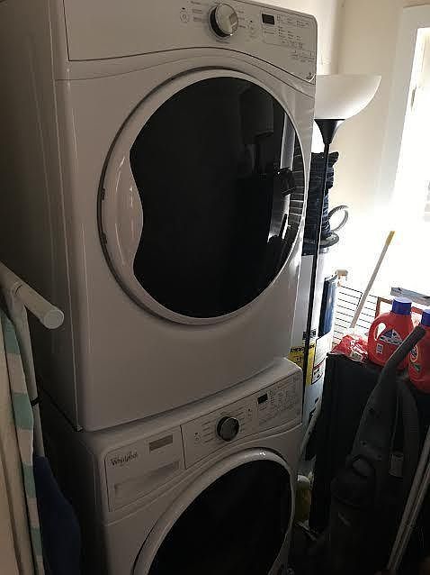 2nd image of 919 W Woodland Ave APT 1