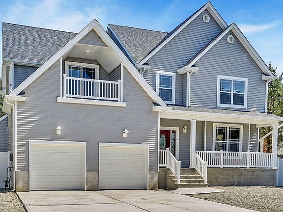 2nd image of 795 Tunney Point Dr