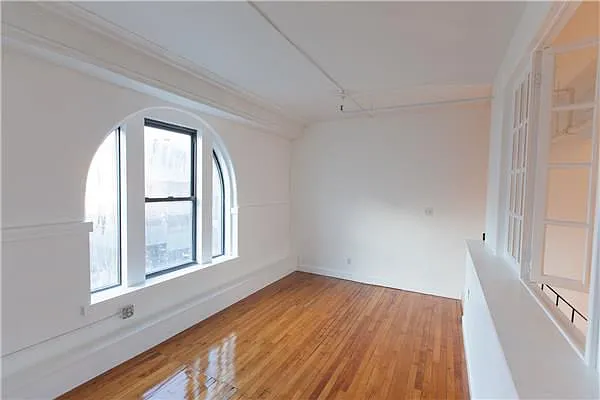 Rented by Voro NYC | media 29