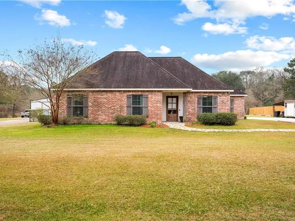 315 Sanson Rd, Pineville, LA 71360