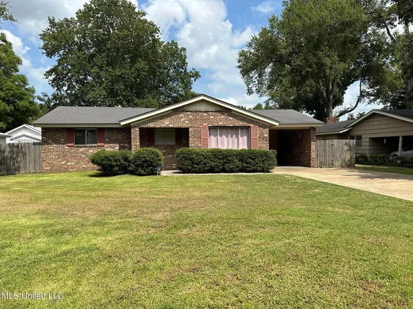 803 9th Ave, Cleveland, MS 38732