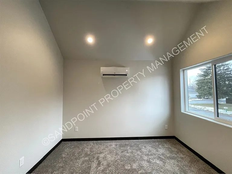 316 Aviator Ave #316 — Photo 14