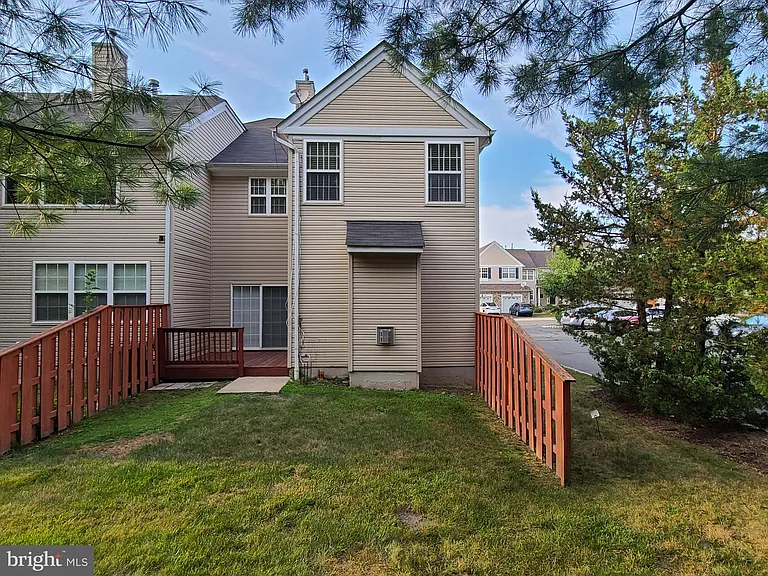 16 Scarlet Oak Dr — Photo 26