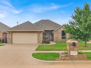 11733 SW 16th St, Yukon, OK 73099