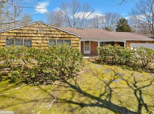 14 Harrison Ave, East Hampton, NY 11937