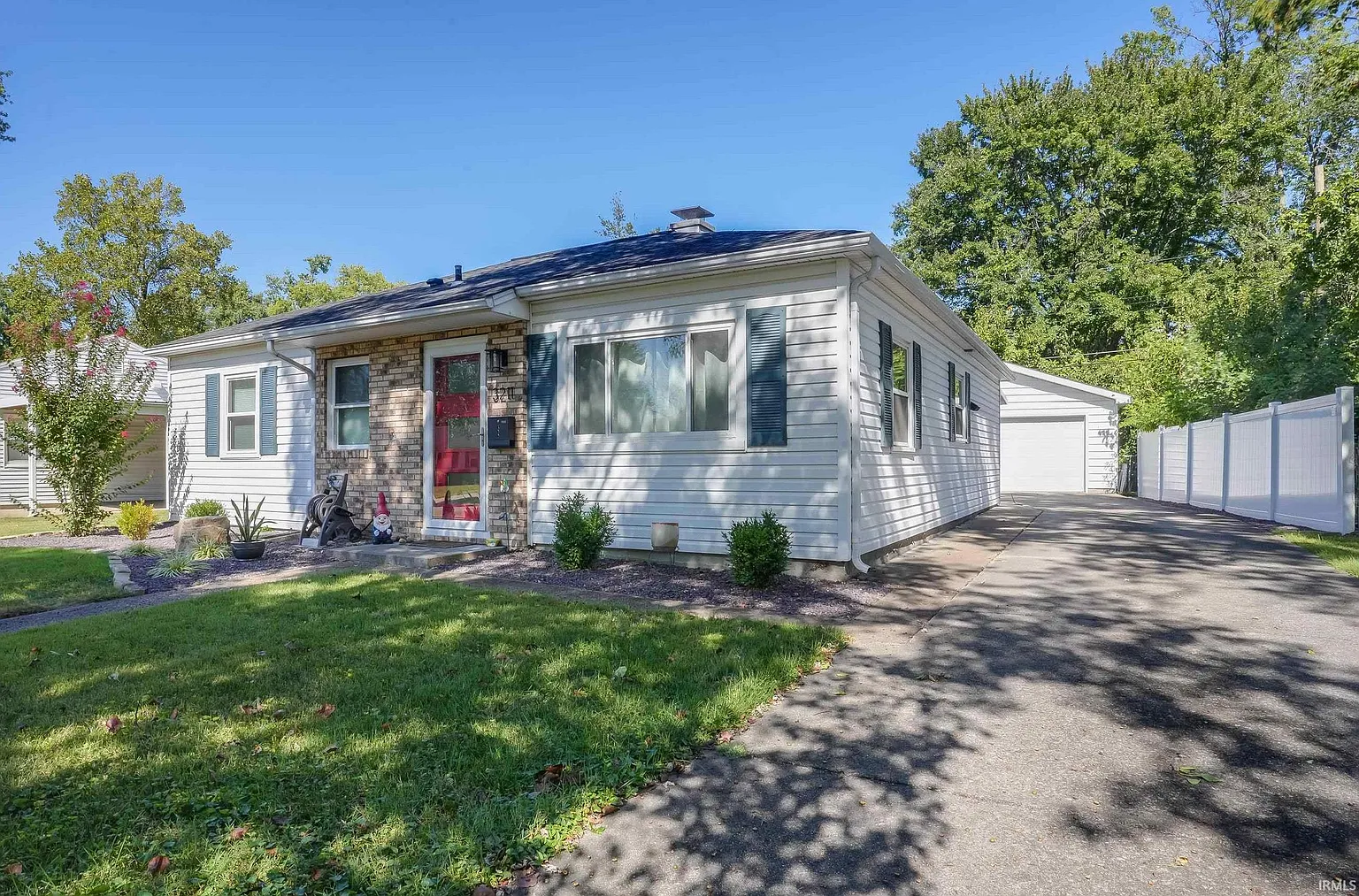 3211 Stratford Rd photo 1
