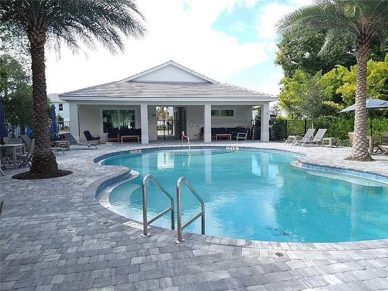 1851 Sandpiper Pointe Pl #1851 — Photo 9