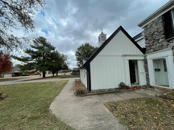 2719 Haskell Blvd #1, Muskogee, OK 74403
