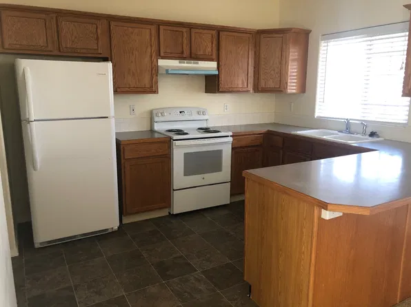 785 Willow Dr, Mountain Home, ID 83647