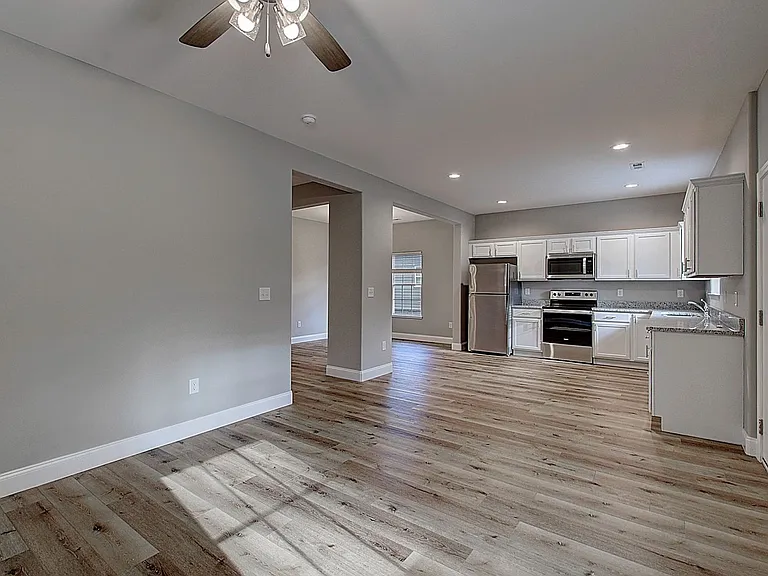3445 Frylee Ct — Photo 6