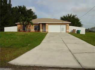 2809 NW 7th St, Cape Coral, FL 33993