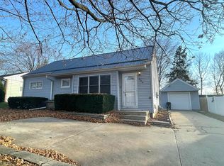 846 Franklin Grove Rd, Dixon, IL 61021