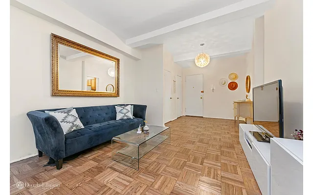 Rented by Douglas Elliman | media 9