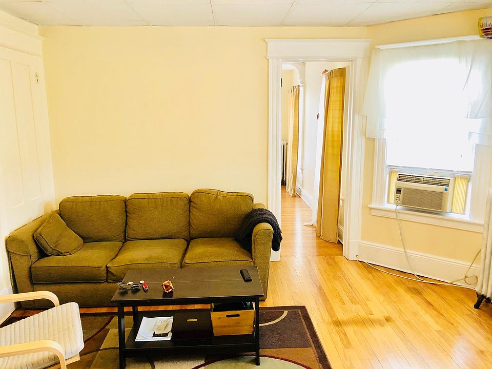 1st image of 16 Dixon St