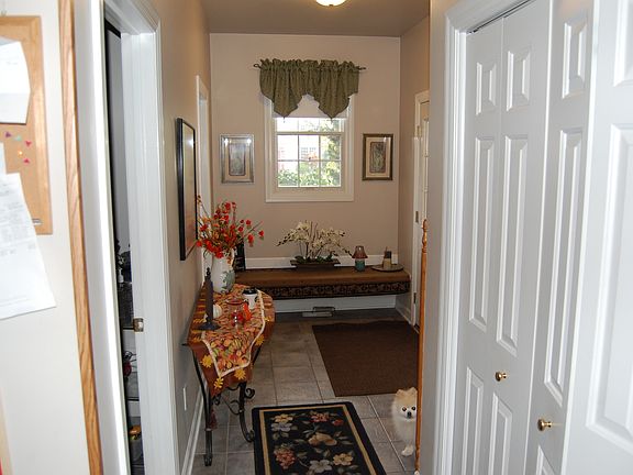 3rd image of 5882 Shamrock Ct