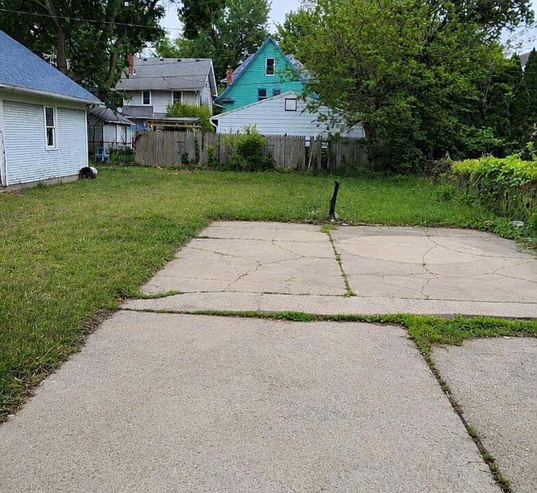 1st image of 2712 Glenwood Ave