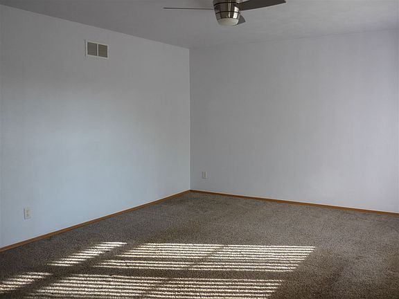 4th image of 3621 Moraga Way
