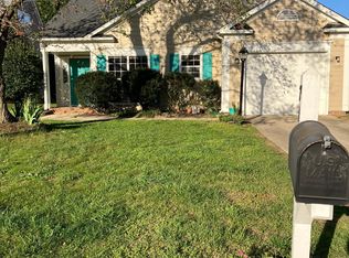 716 Starkland Way, Holly Springs, NC 27540