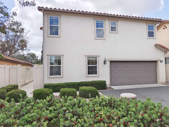 255 Golden Bear Ln, Upland, CA 91786