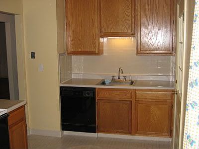 2nd image of 237 Highfield Dr