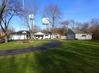 135 E Muller Rd, East Peoria, IL 61611