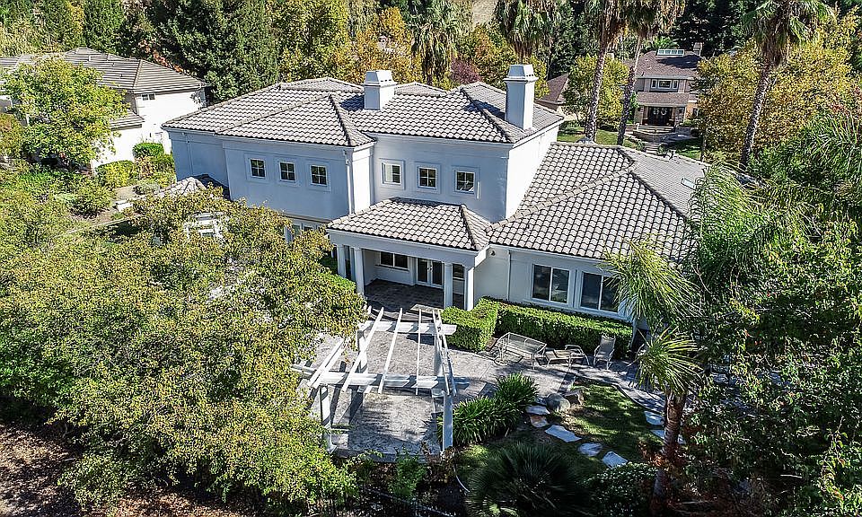 1st image of 5444 Blackhawk Dr
