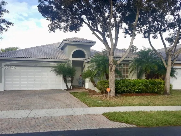 14018 SW 155th Ct, Miami, FL 33196