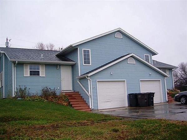 Plymouth Front view.web photo1