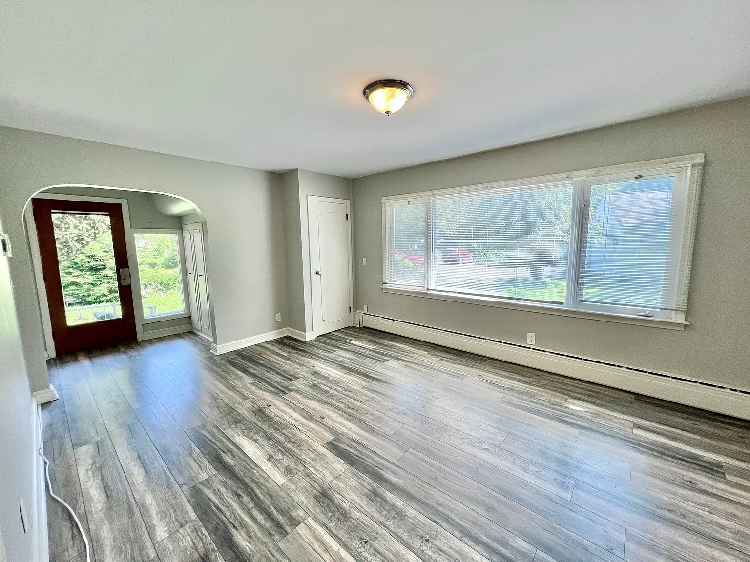 72 Lyman Street - 3 — Photo 4