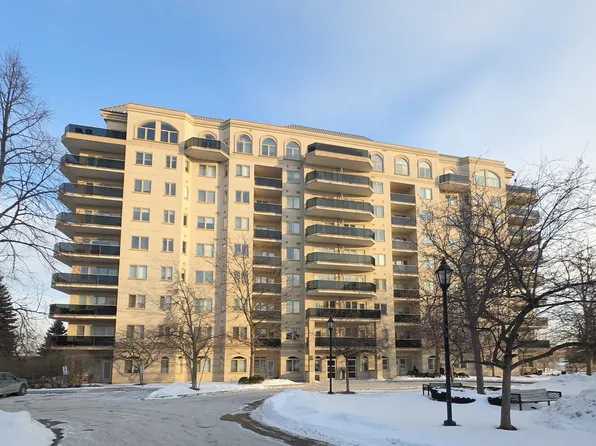 10 Dayspring Cir #109, Brampton, ON L6P 1B9