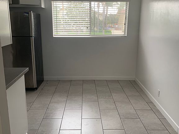 2nd image of 529 Avenue G