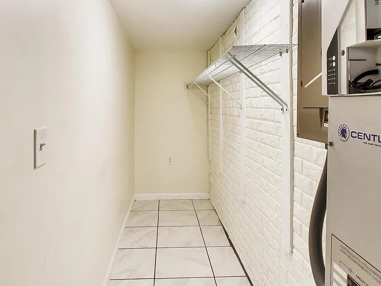 7215 Normandy Ln — Photo 25