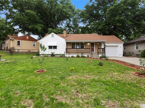 9712 E 34th St S, Independence, MO 64052