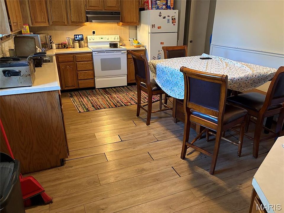 2nd image of 9801 Winn Dr