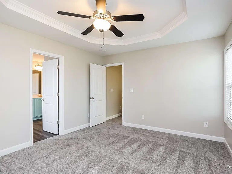 412 McCarthy Dr — Photo 12