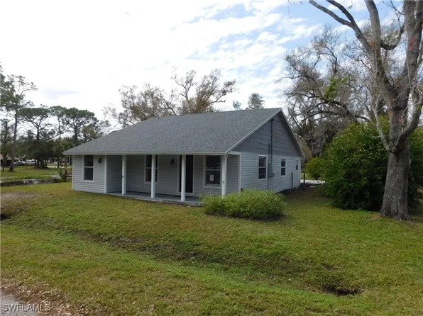 16781 Lloyd Rd, North Fort Myers, FL 33917