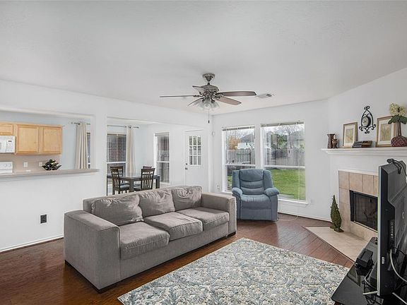 2nd image of 6831 Atasca Creek Dr