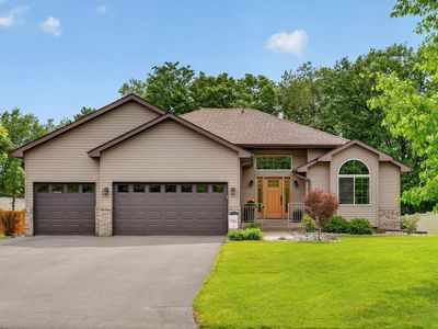 7987 Highland Dr, Lino Lakes, MN, 55014