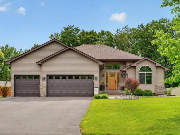 7987 Highland Dr, Lino Lakes, MN 55014