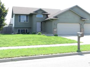 512 United Ave, Harrisburg, SD 57032