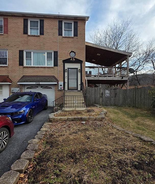 1st image of 238 Vista Dr