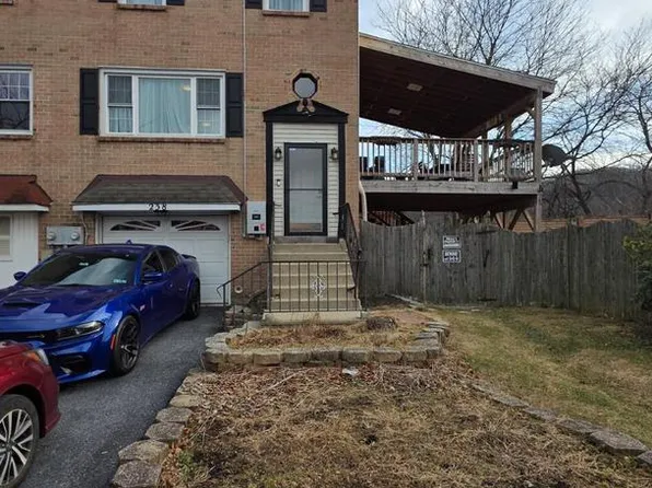 238 Vista Dr, Easton, PA 18042