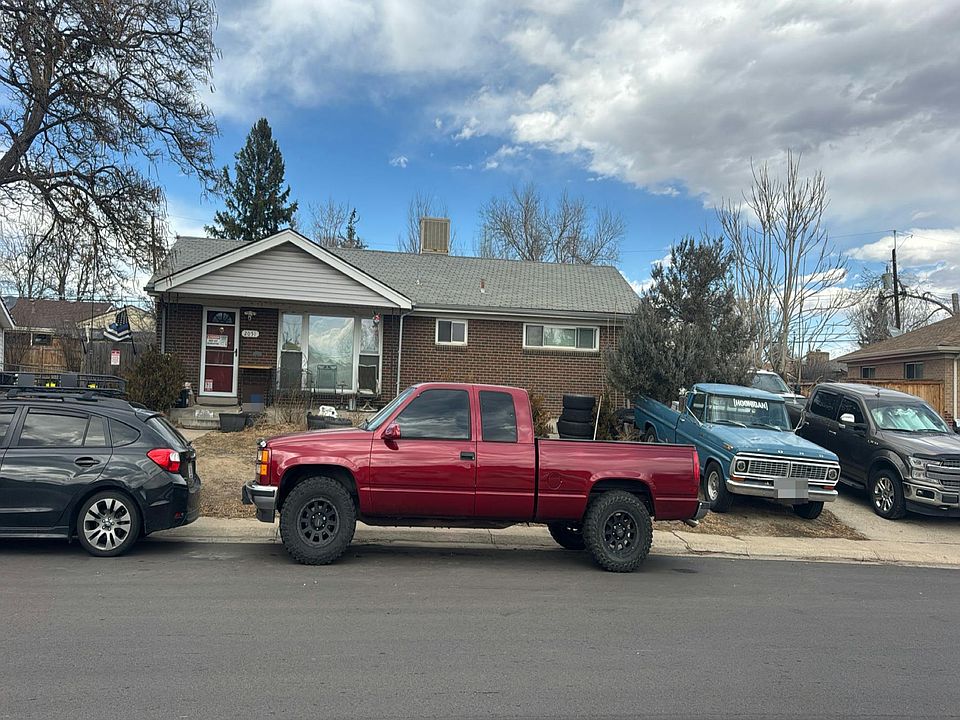 1st image of 2051 W 74th Ave