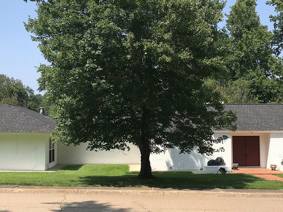 1st image of 110 Glenwood Dr