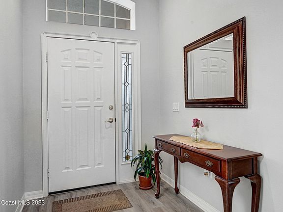3rd image of 1401 Lago Mar Dr
